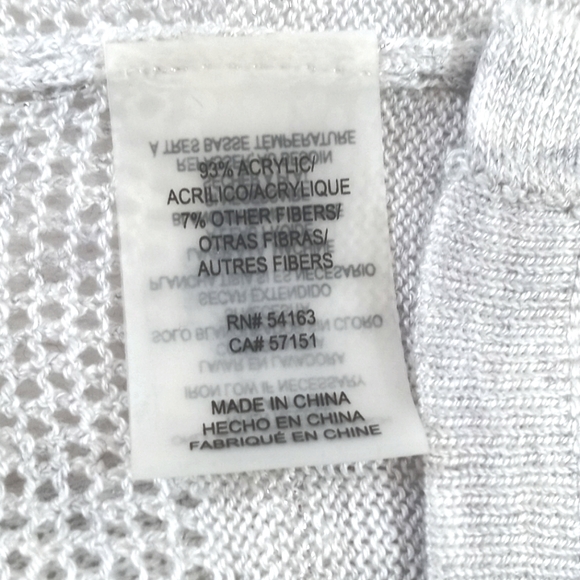 *Relisted* Calvin Klein Wrap/ Poncho Gray & Faint White Stripe Silver Threading - Picture 4 of 15